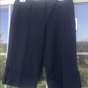 Byline pin stripe women’s Bermuda shorts size 9